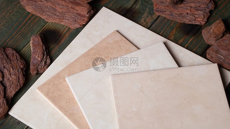 美式仿古砖客厅拼花，如何打造复古韵味空间？**