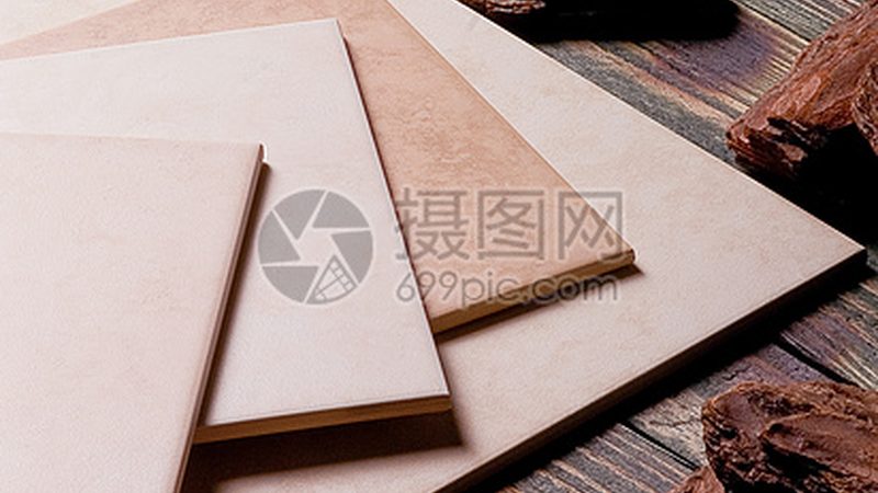 工程用大理石瓷砖：成都市场报价解析
